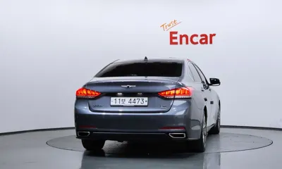 Hyundai Genesis 2016, 152854 км, за 6830.76 USD