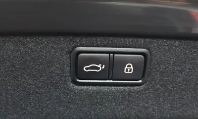 Hyundai Genesis 2016, 152854 км, за 6830.76 USD - фото 18