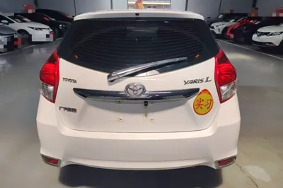 Toyota YARiS L Zhi Xuan 2015, 72500 км, за 6423 USD