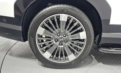 Hyundai Santafe 2025, 36998 км, за 29867.4 USD