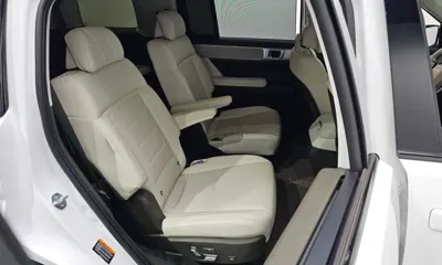 Hyundai Santafe 2025, 36998 км, за 29867.4 USD - фото 11