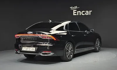Hyundai Grandeur 2023, 83631 км, за 25996.22 USD