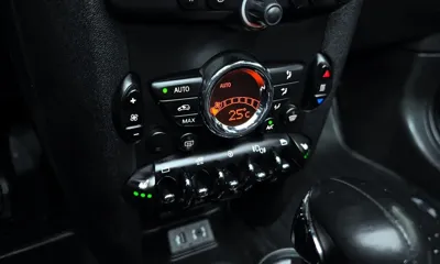 MINI Cooper Convertible 2015, 169920 км, за 4283.95 USD - фото 13