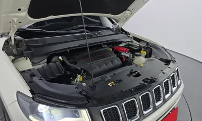 Jeep Compass 2020, 50268 км, за 10703.67 USD - фото 6