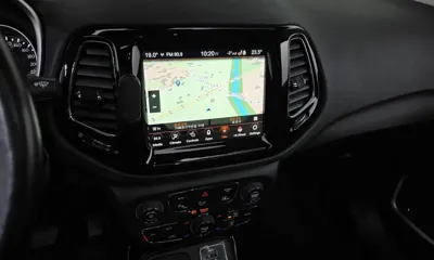 Jeep Compass 2020, 50268 км, за 10703.67 USD - фото 14