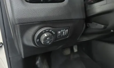 Jeep Compass 2020, 50268 км, за 10703.67 USD - фото 18