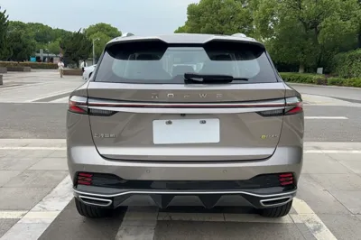 Roewe RX5 New Energy 2023, 35100 км, за 10991 USD - фото 20