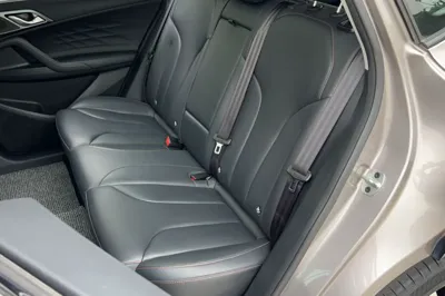 Roewe RX5 New Energy 2023, 35100 км, за 10991 USD - фото 33