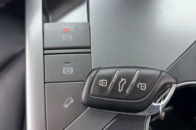Roewe RX5 New Energy 2023, 35100 км, за 10991 USD - фото 36