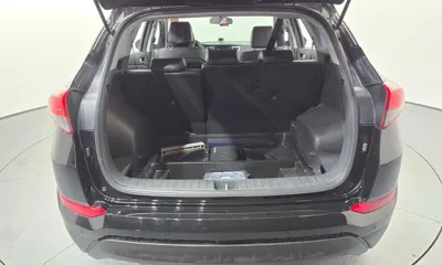 Hyundai Tucson 2016, 94916 км, за 6375.23 USD - фото 17