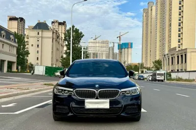 BMW 5 Series 2019, 80300 км, за 29243 USD