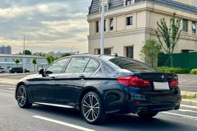 BMW 5 Series 2019, 80300 км, за 29243 USD