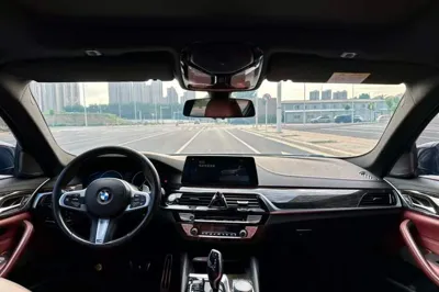 BMW 5 Series 2019, 80300 км, за 29243 USD - фото 8