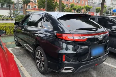 Honda UR-V 2017, 121500 км, за 12672 USD