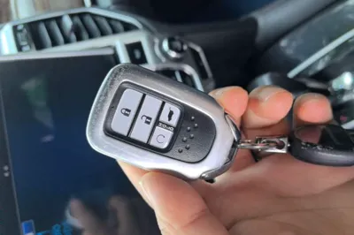 Honda UR-V 2017, 121500 км, за 12672 USD - фото 31