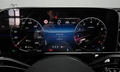 Mercedes-Benz E-Class 2024, 28994 км, за 52551.6 USD - фото 8