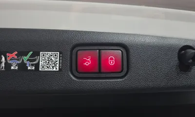 Mercedes-Benz E-Class 2026, 3503 км, за 42239.59 USD - фото 35