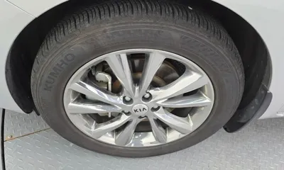 Kia Canival 2019, 102685 км, за 10115.6 USD