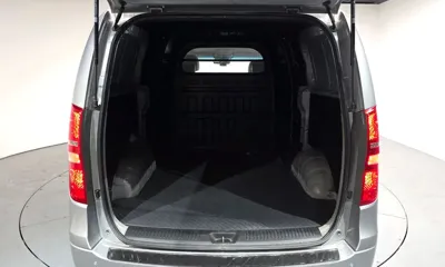 Hyundai Starex 2016, 59644 км, за 7491.86 USD - фото 20