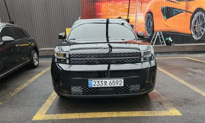 Hyundai Santafe 2025, 25000 км, за 18865.7 USD