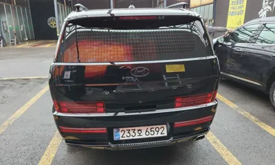 Hyundai Santafe 2025, 25000 км, за 18865.7 USD