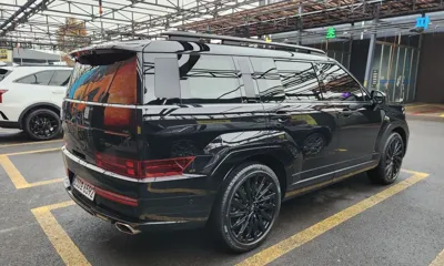 Hyundai Santafe 2025, 25000 км, за 18865.7 USD