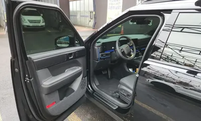 Hyundai Santafe 2025, 25000 км, за 18865.7 USD - фото 9
