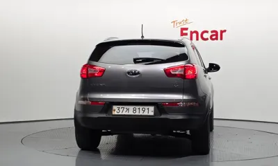 Kia Sportage 2012, 142895 км, за 3966.16 USD