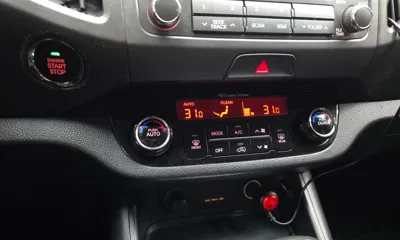 Kia Sportage 2012, 142895 км, за 3966.16 USD - фото 15