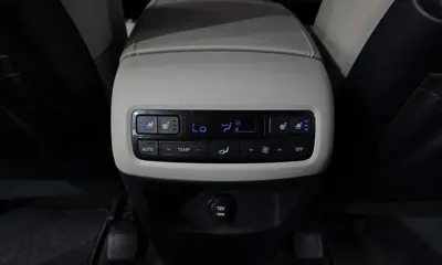 Hyundai Palisade 2022, 75421 км, за 15754.23 USD - фото 38
