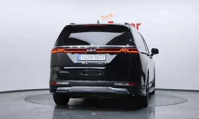 Kia Canival 2023, 34650 км, за 17172.12 USD