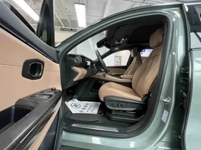 Nio ES6 2022, 67000 км, за 13798.24 USD