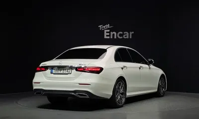 Mercedes-Benz E-Class 2021, 72088 км, за 23434.42 USD