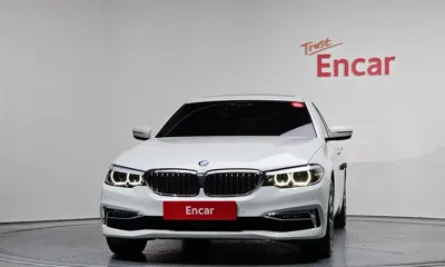 BMW 5-Series 2019, 40674 км, за 16771.91 USD