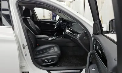 BMW 5-Series 2019, 40674 км, за 16771.91 USD - фото 11