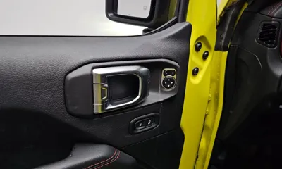 Jeep Gladiator 2023, 33856 км, за 30083.99 USD - фото 28
