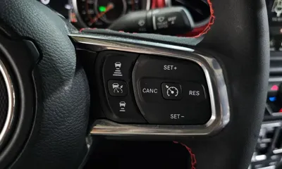 Jeep Gladiator 2023, 33856 км, за 30083.99 USD - фото 31
