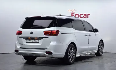 Kia Canival 2019, 112594 км, за 10437.18 USD