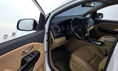 Kia Canival 2019, 112594 км, за 10437.18 USD - фото 10