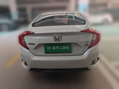 Honda Civic 2016, 61800 км, за 9511 USD - фото 5