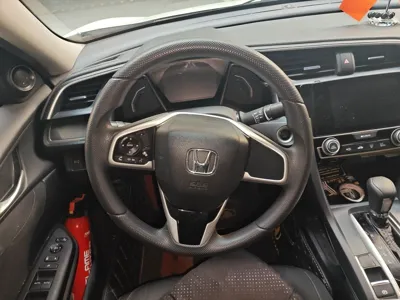 Honda Civic 2016, 61800 км, за 9511 USD - фото 11