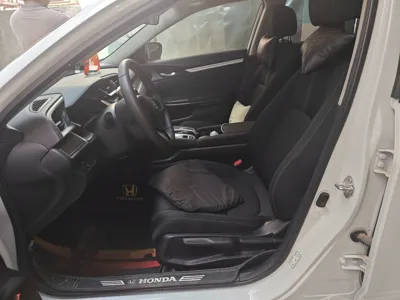 Honda Civic 2016, 61800 км, за 9511 USD - фото 16