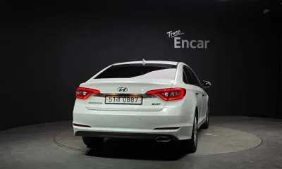 Hyundai Sonata 2016, 170146 км, за 4923.2 USD
