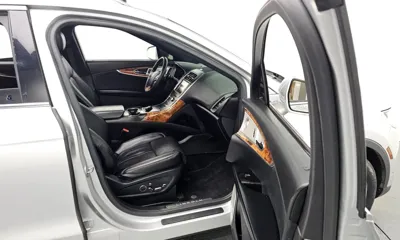 Lincoln MKX 2016, 83141 км, за 6930.95 USD - фото 11