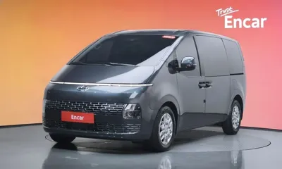 Hyundai Staria · 2022 год