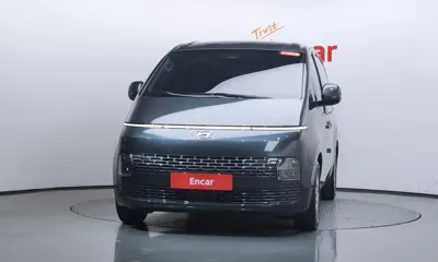 Hyundai Staria 2022, 26743 км, за 17067.09 USD