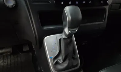 Hyundai Staria 2022, 26743 км, за 16938.12 USD - фото 9