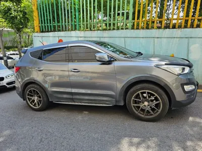 Hyundai Santafe 2013, 207000 км, за 3187.62 USD