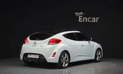 Hyundai Veloster 2012, 102703 км, за 3544.7 USD