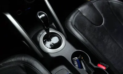Hyundai Veloster 2012, 102703 км, за 3544.7 USD - фото 9